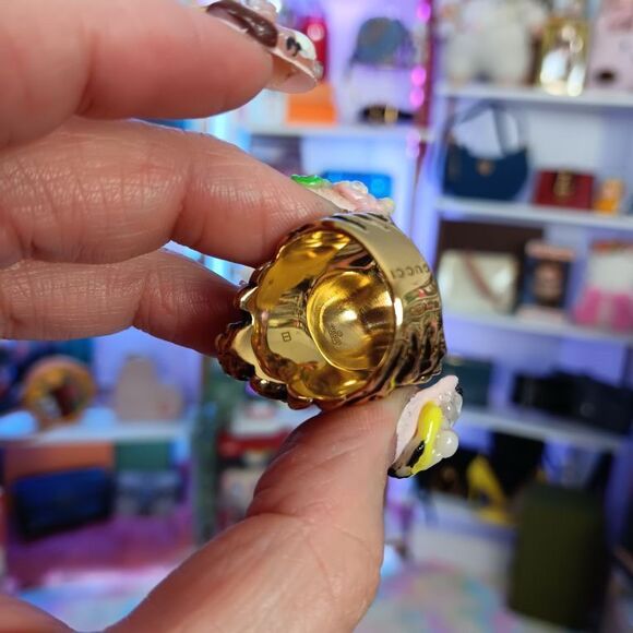 NIB Gucci Lion Head Crystal Cocktail Statement Ring Size 8.5 US - Picture 7 of 11